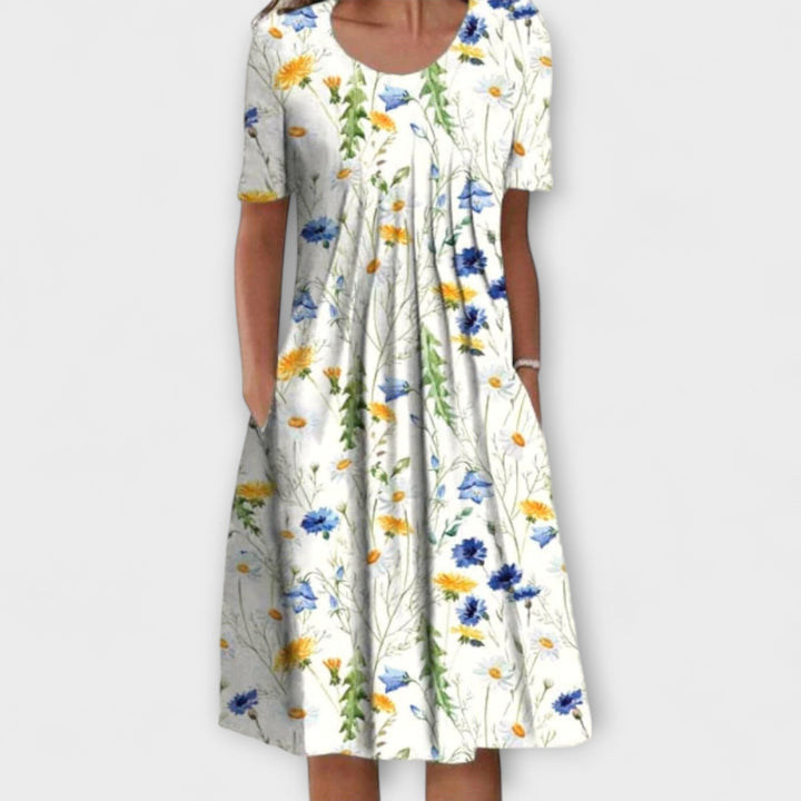 Emelie – Stylové vrstvené šaty s kontrolou bříška