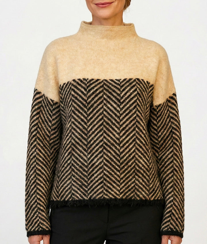 Julie - Strukturované pohodlí pro chladné dny