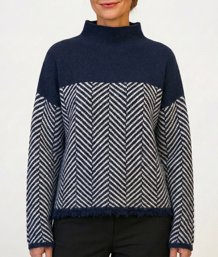 Julie - Strukturované pohodlí pro chladné dny