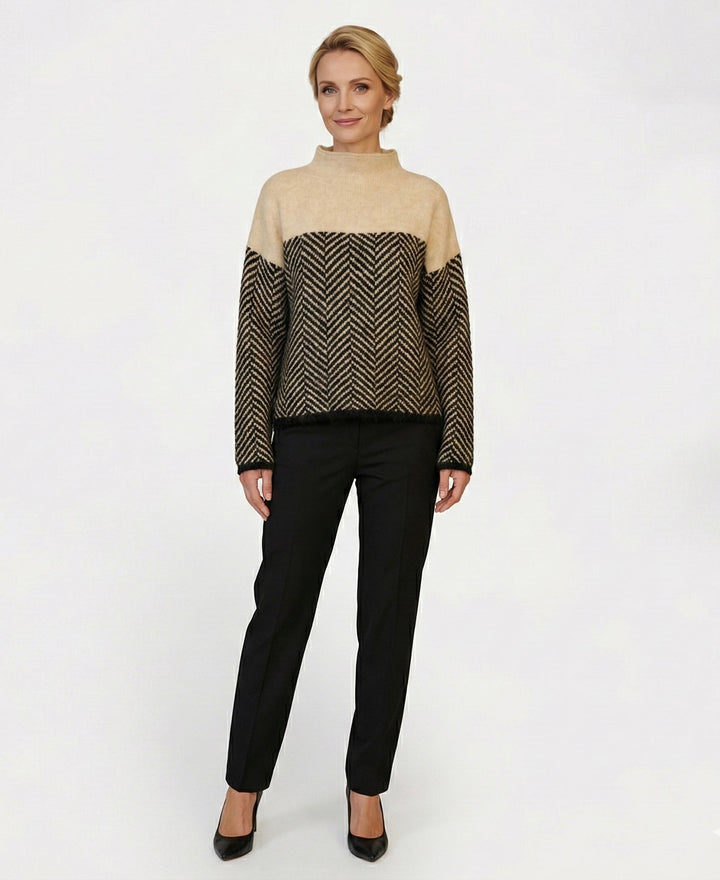 Julie - Strukturované pohodlí pro chladné dny