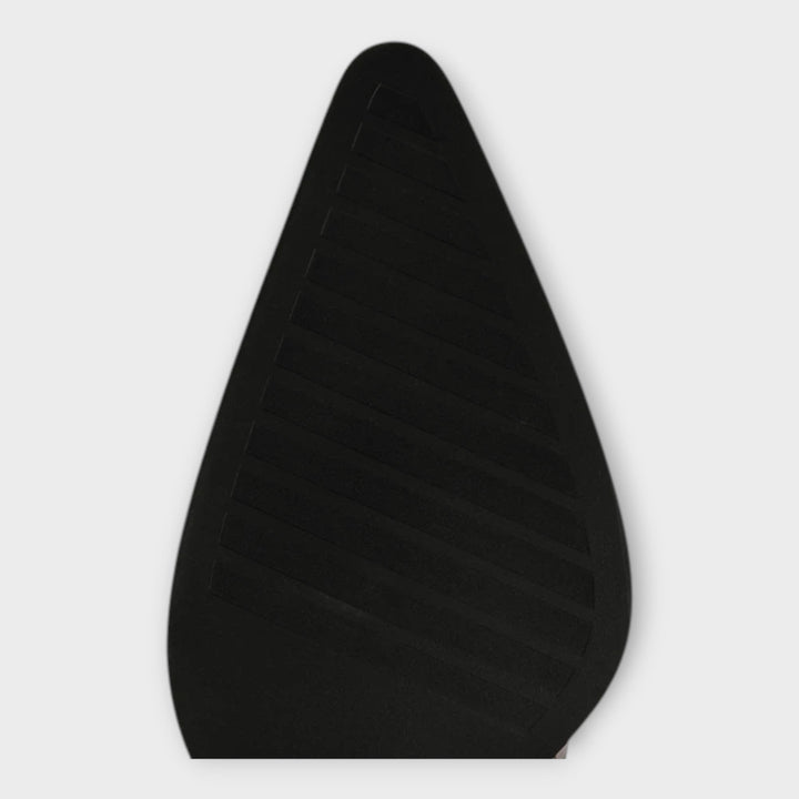 Boty s krokodýlím vzorem a elegantním podpatkem