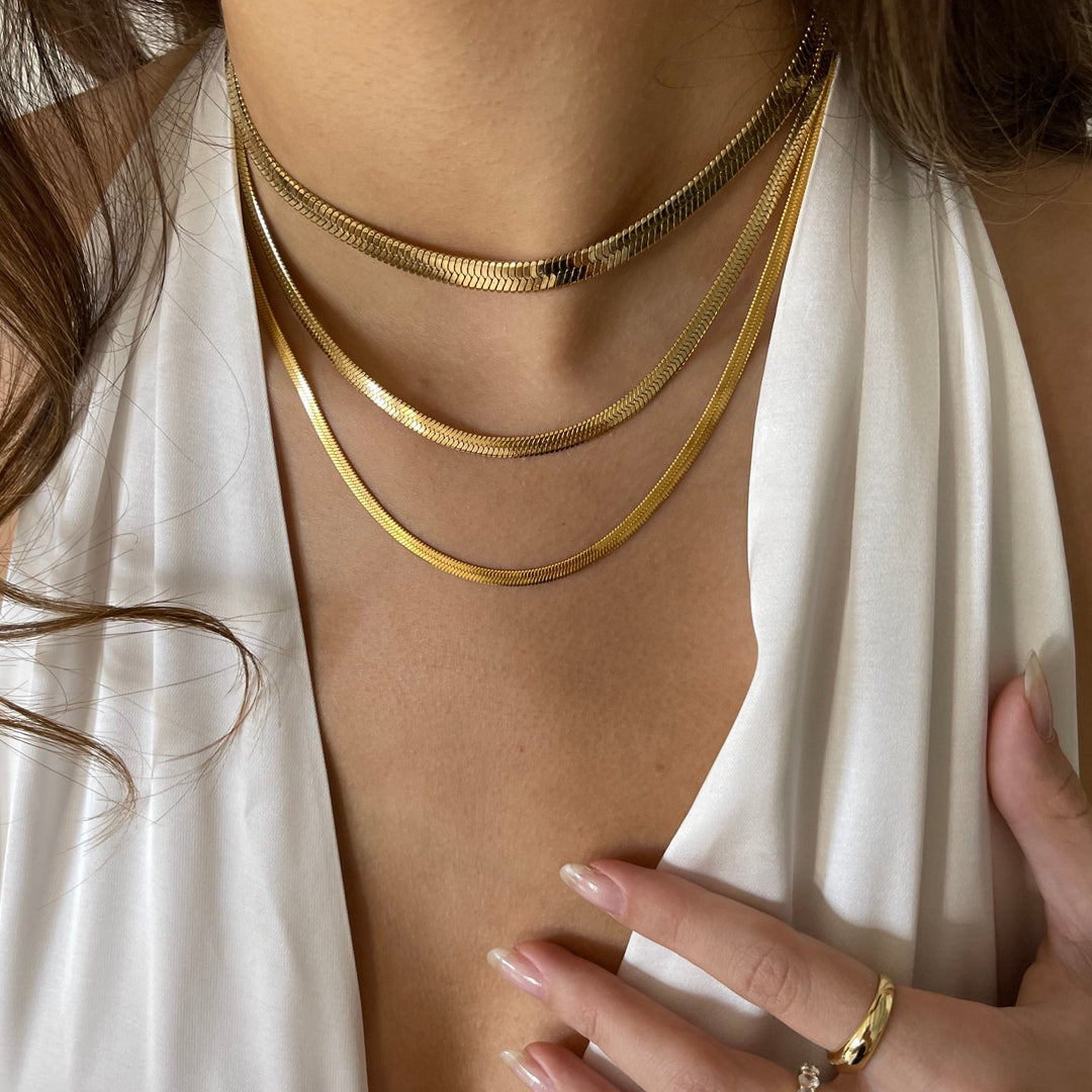 Eva Elegantní Hadí Kovový Náhrdelník Minimalistický