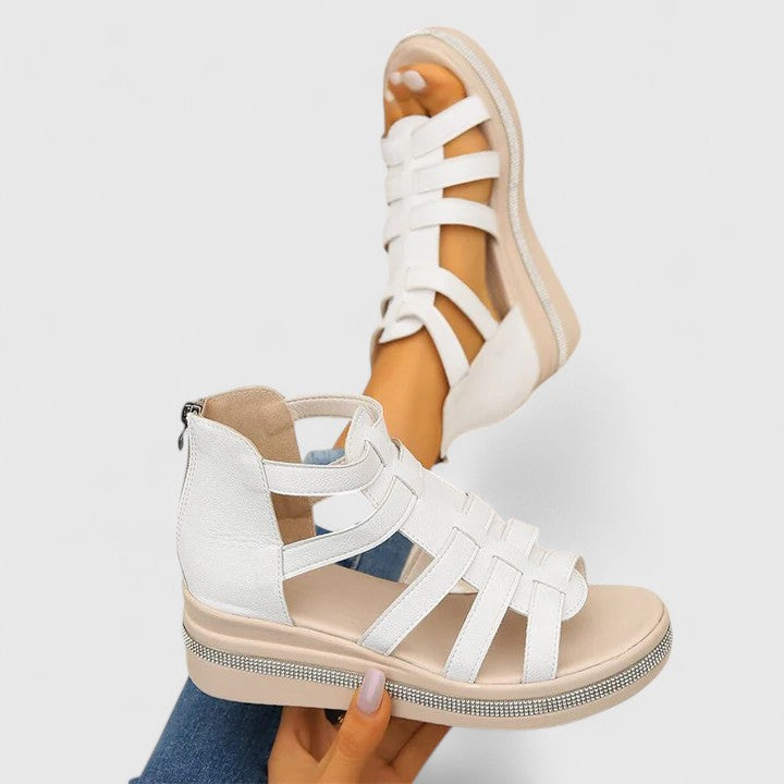 Kendall | Ortopedické sandály se strass kamínky